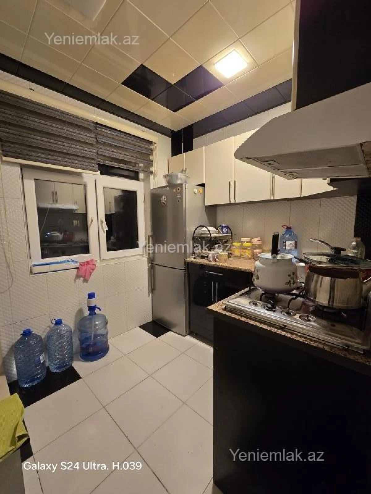 Satılır 3 otaqlı köhnə tikili 67 m²