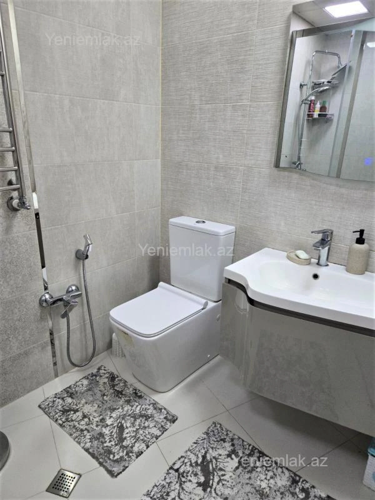 Satılır 3 otaqlı yeni tikili 88 m²