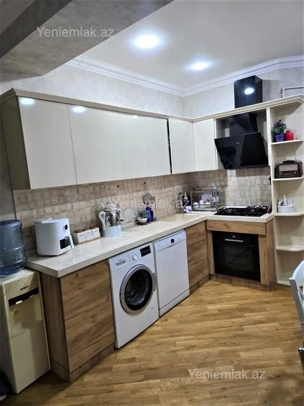 Satılır 3 otaqlı yeni tikili 88 m²