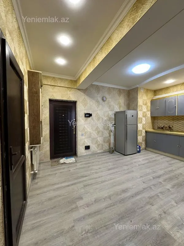 Satılır 2 otaqlı yeni tikili 70 m²