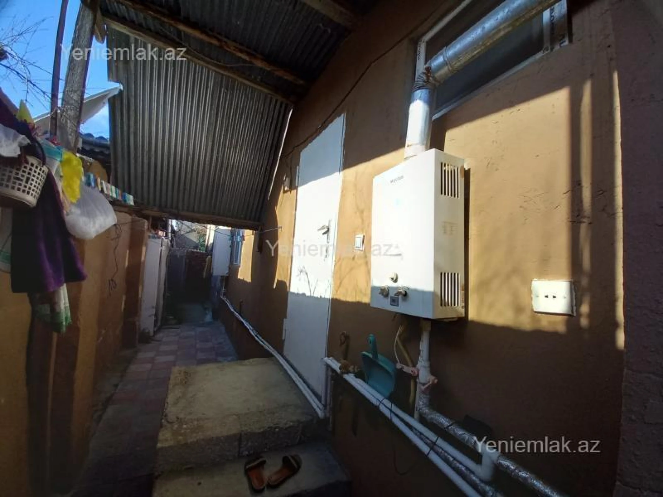 Satılır 5 otaqlı həyət evi 140 m²