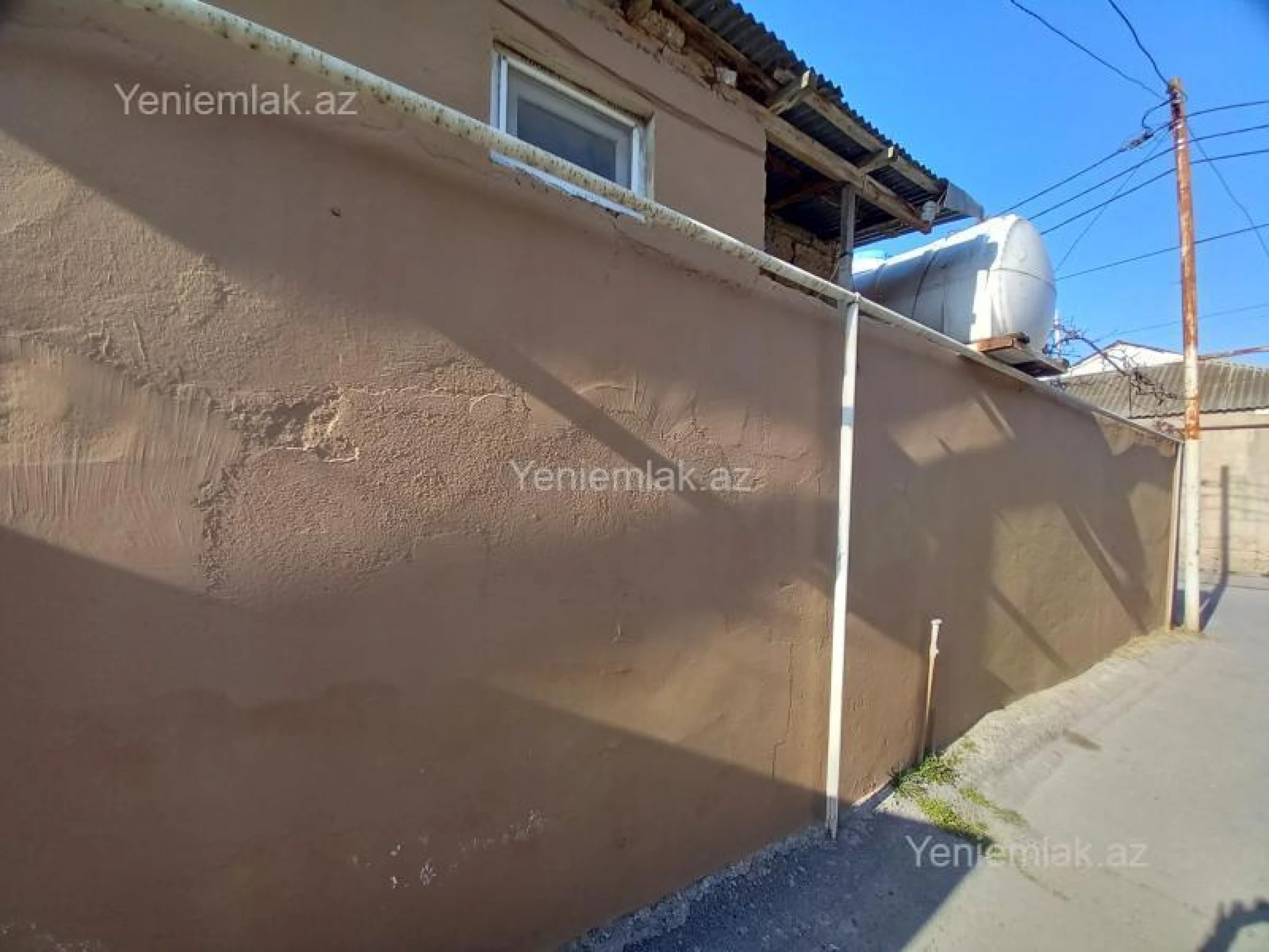 Satılır 5 otaqlı həyət evi 140 m²