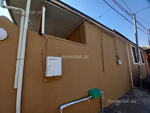 Satılır 5 otaqlı həyət evi 140 m²