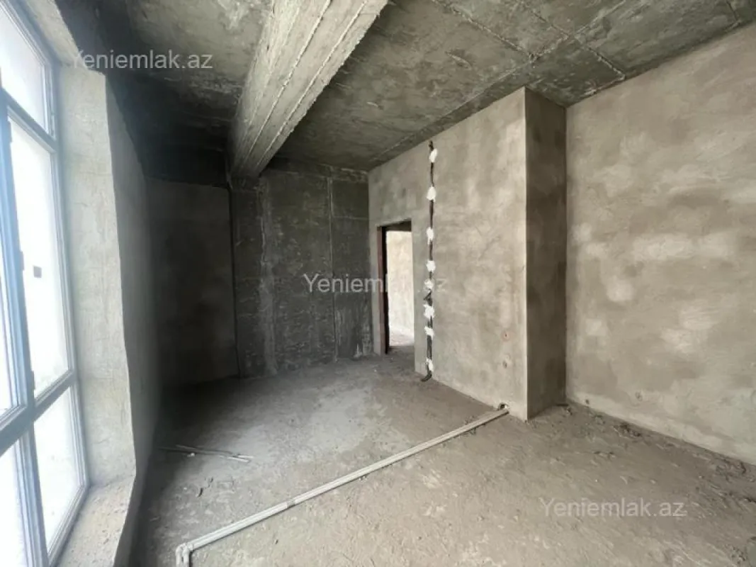 Satılır 3 otaqlı yeni tikili 136 m²