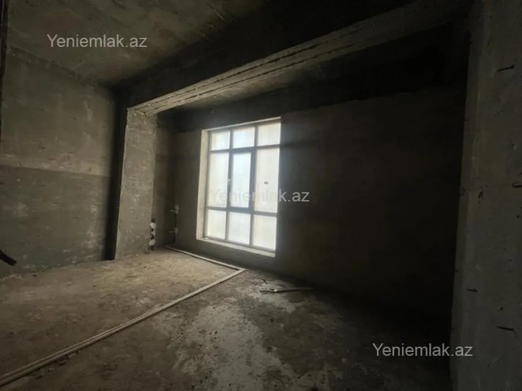 Satılır 3 otaqlı yeni tikili 136 m²