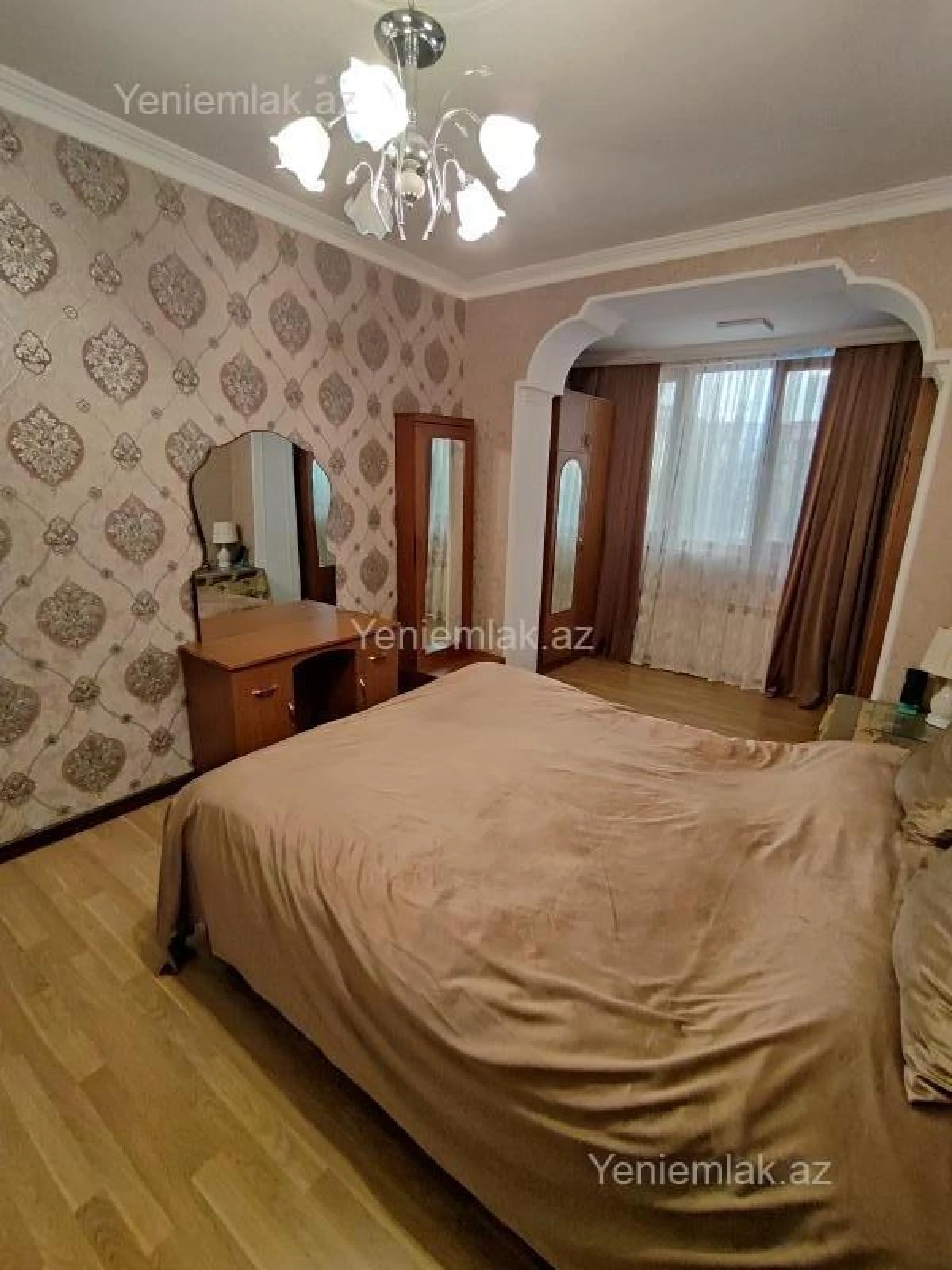 Satılır 3 otaqlı köhnə tikili 70 m²