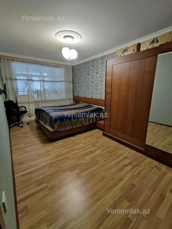 Satılır 3 otaqlı köhnə tikili 70 m²