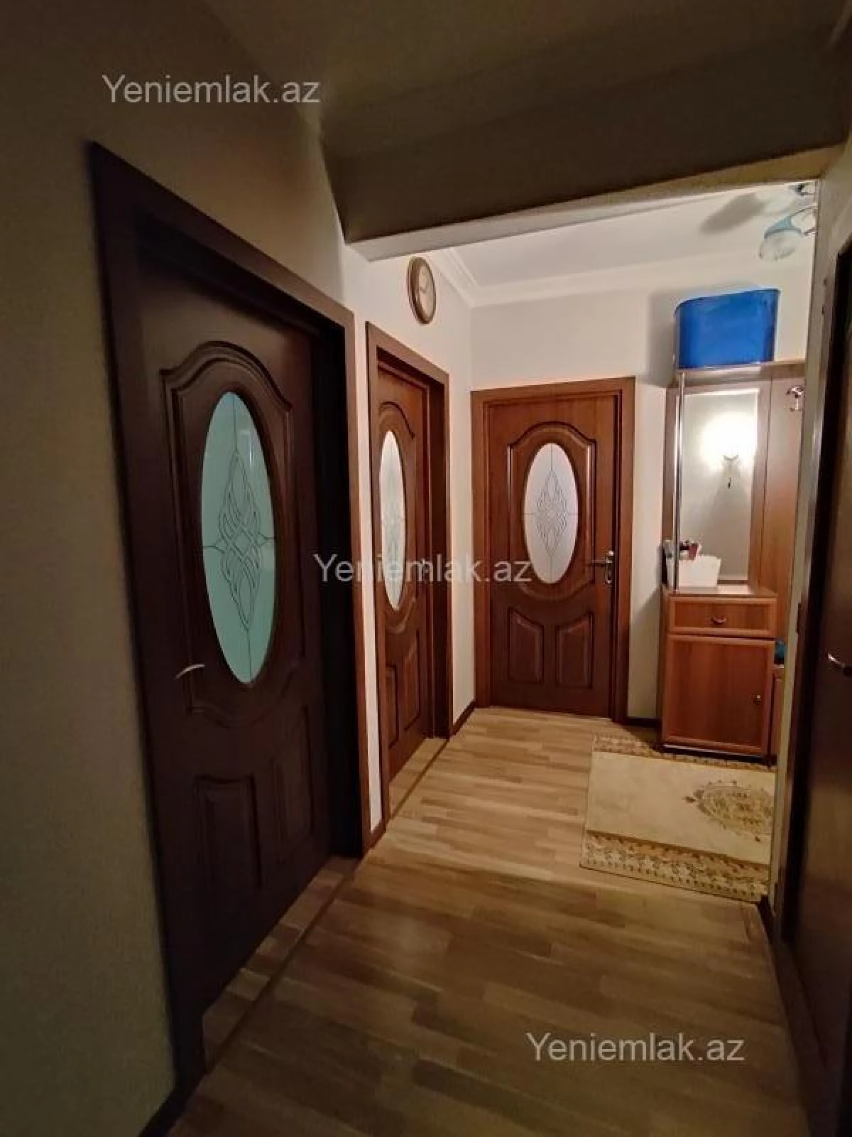 Satılır 3 otaqlı köhnə tikili 70 m²