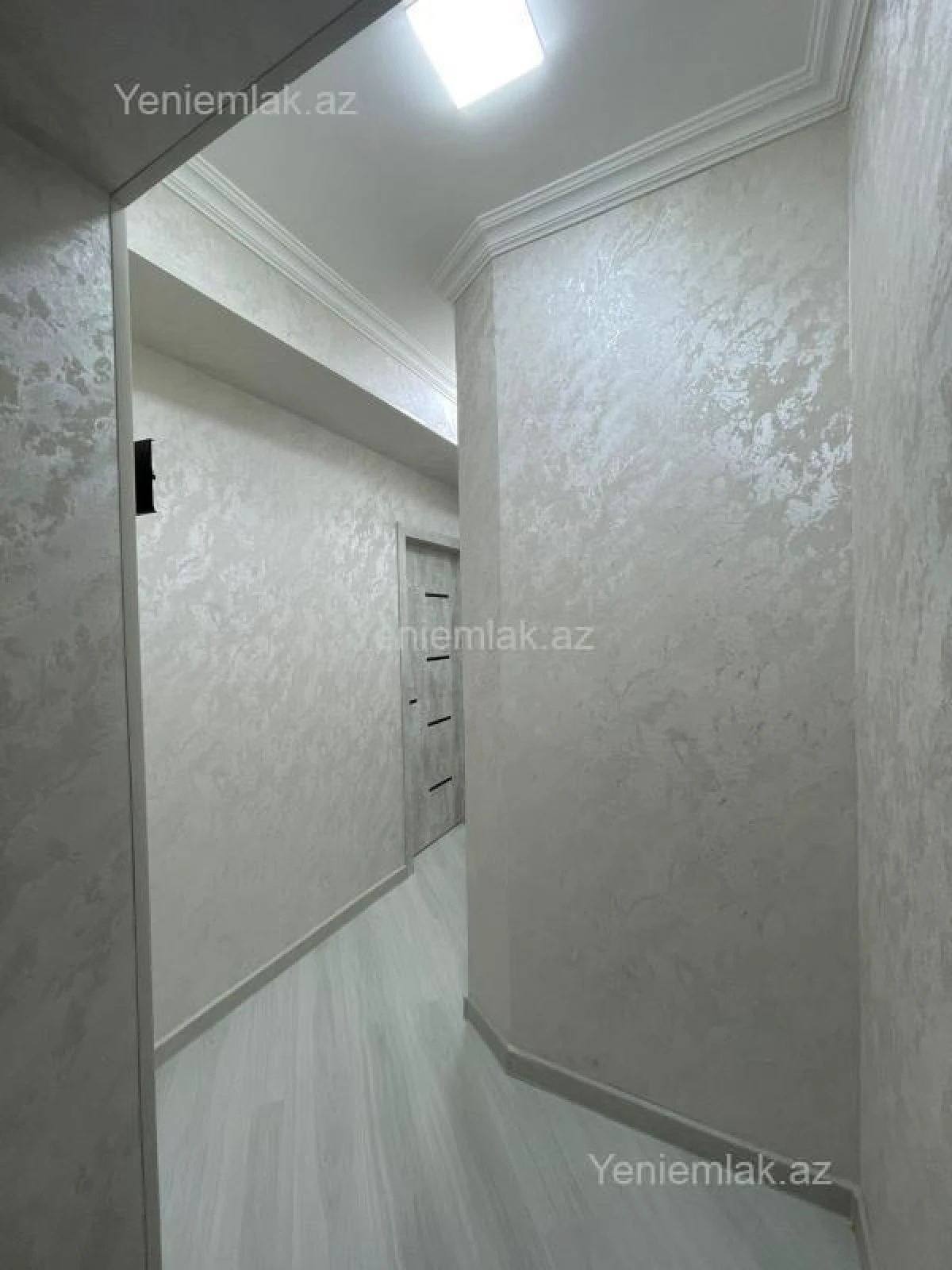 Satılır 3 otaqlı yeni tikili 58 m²