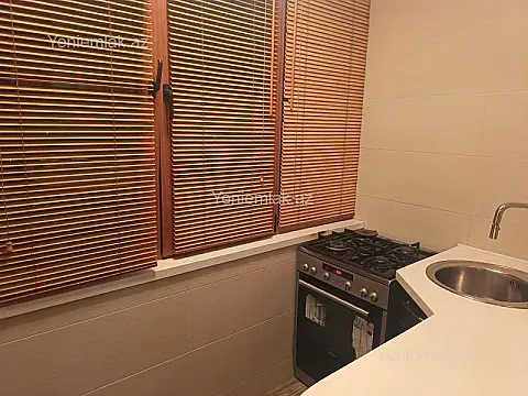 Satılır 3 otaqlı yeni tikili 135 m²