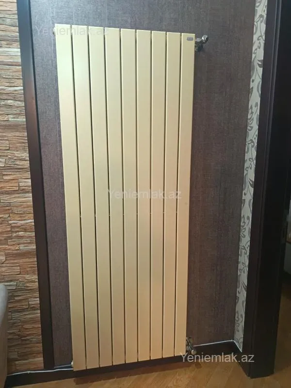 Satılır 3 otaqlı yeni tikili 135 m²