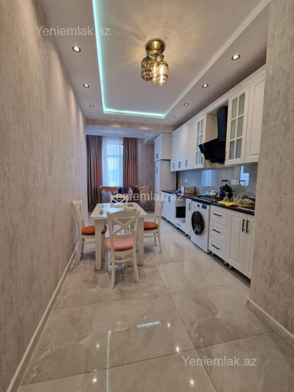 Satılır 3 otaqlı yeni tikili 107 m²