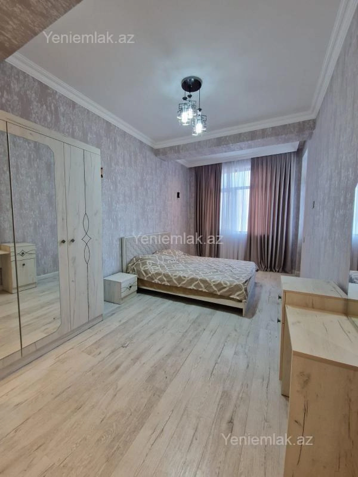 Satılır 3 otaqlı yeni tikili 107 m²