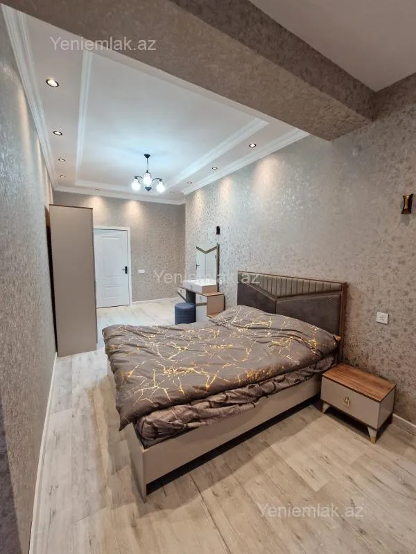 Satılır 3 otaqlı yeni tikili 107 m²