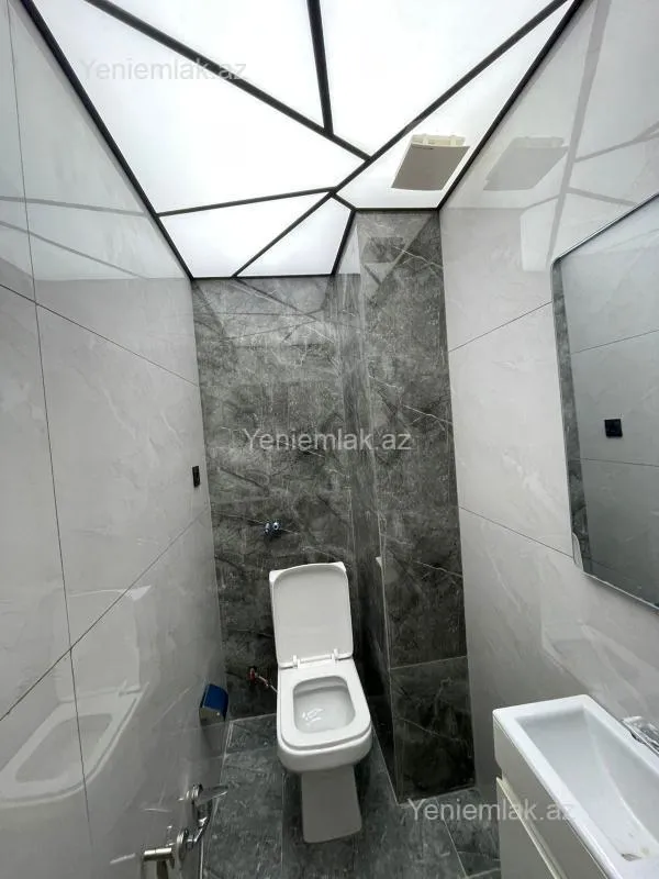 Satılır 3 otaqlı yeni tikili 82 m²