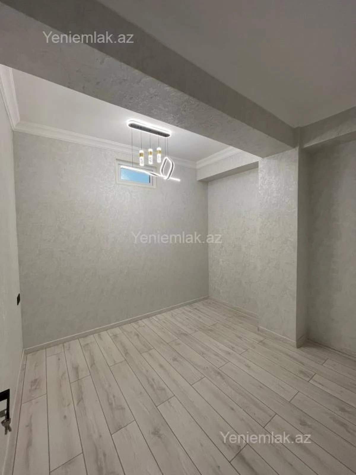 Satılır 3 otaqlı yeni tikili 82 m²