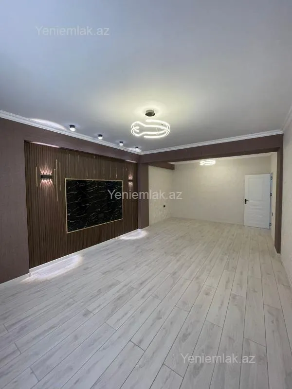Satılır 3 otaqlı yeni tikili 82 m²