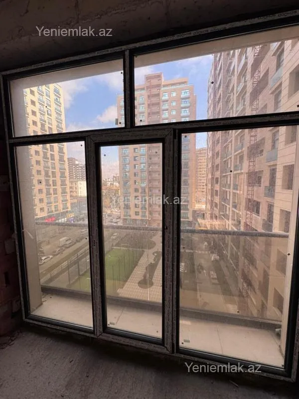 Satılır 4 otaqlı yeni tikili 143 m²