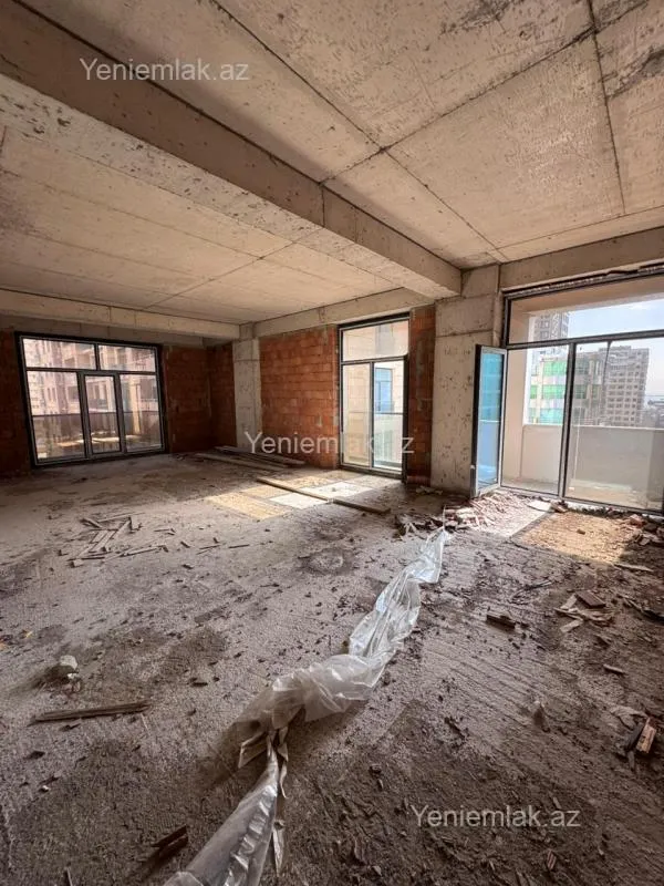 Satılır 4 otaqlı yeni tikili 143 m²