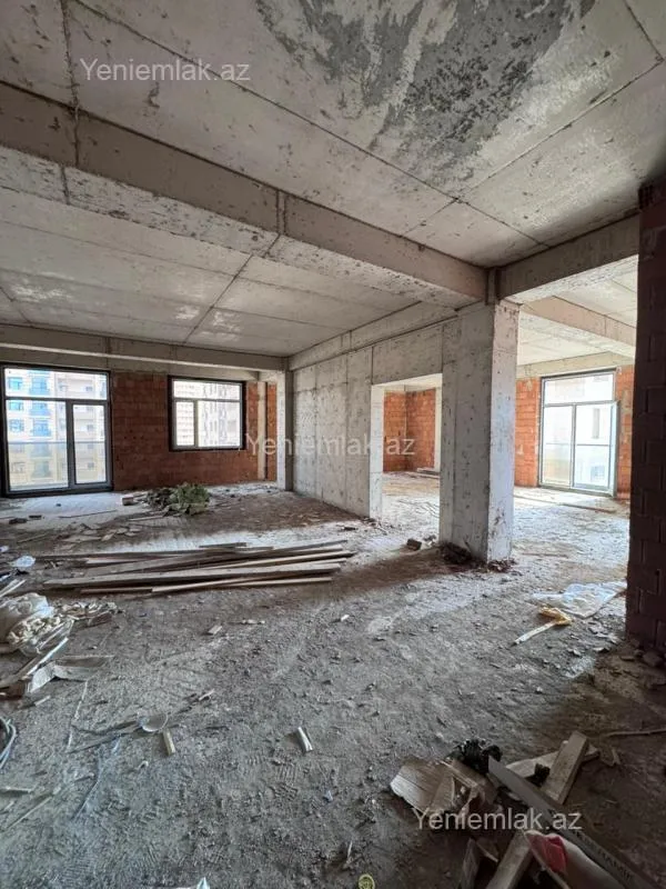 Satılır 4 otaqlı yeni tikili 143 m²