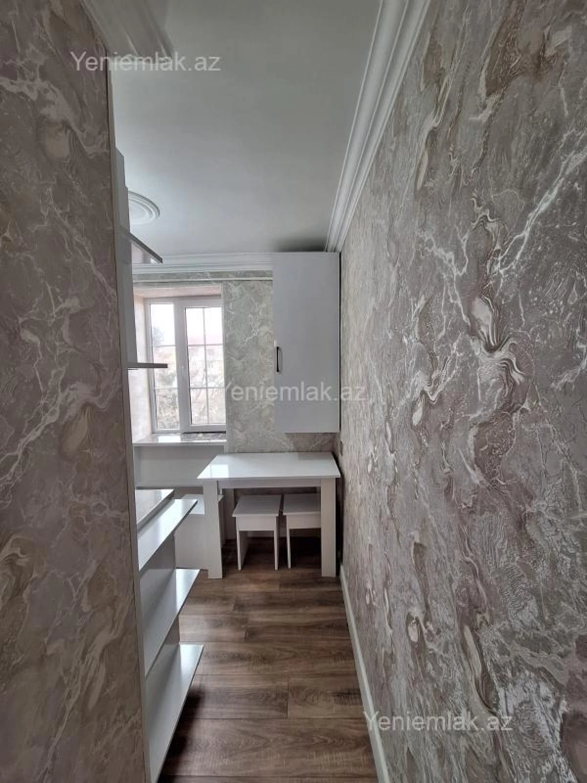 Satılır 2 otaqlı köhnə tikili 50 m²