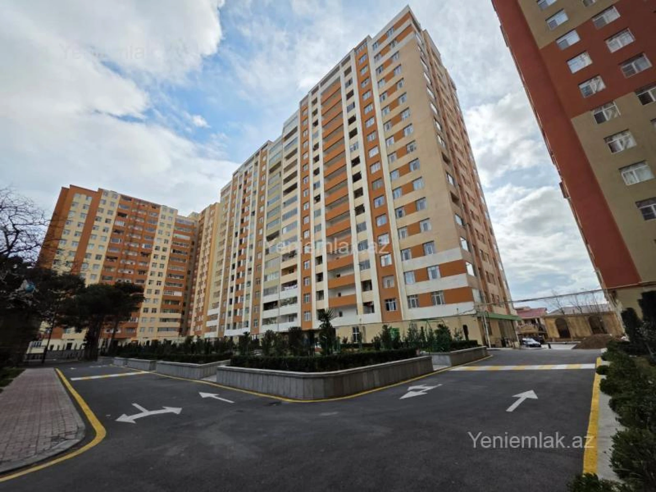 Satılır 3 otaqlı yeni tikili 79 m²
