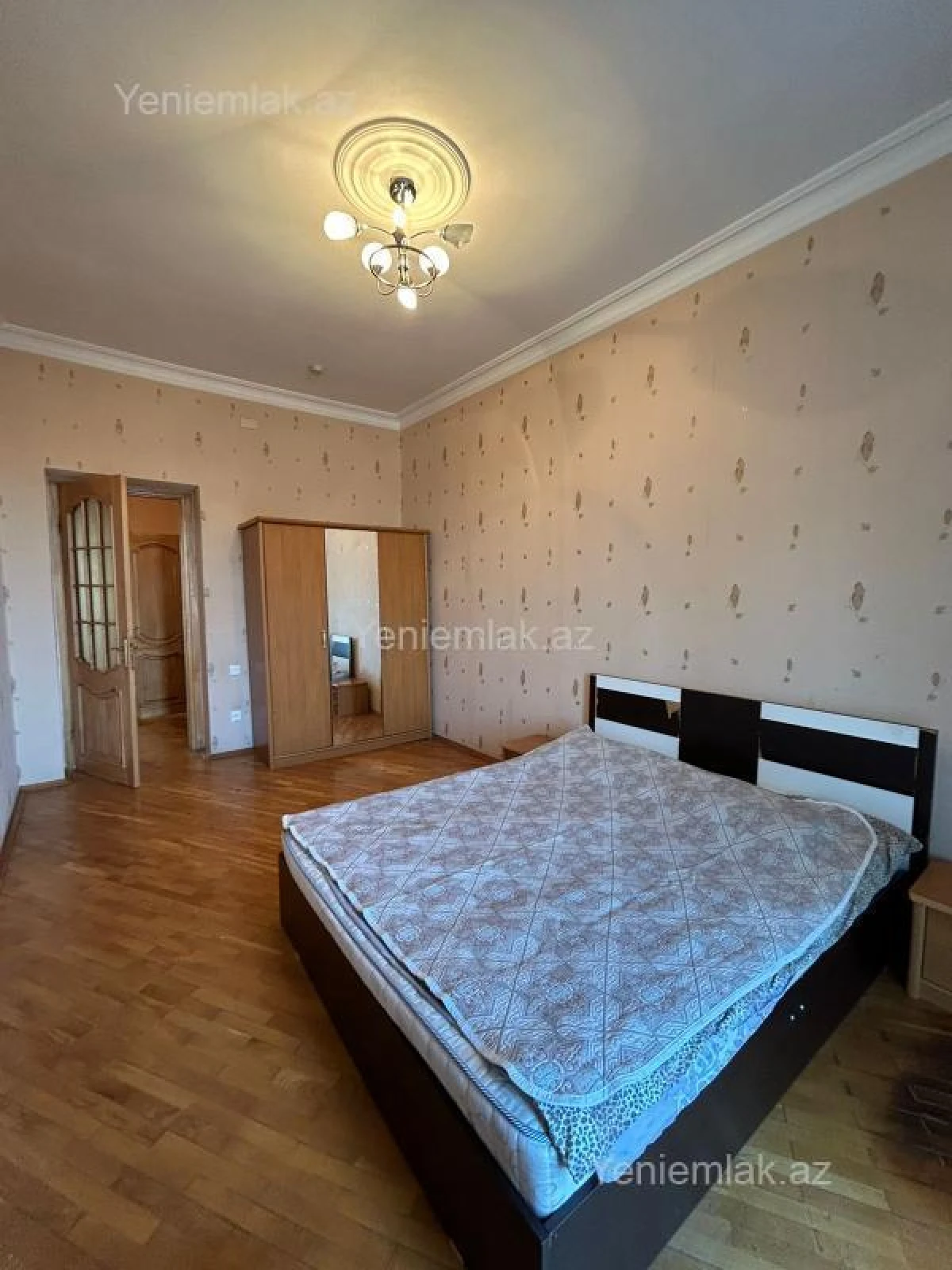 Satılır 3 otaqlı köhnə tikili 72 m²