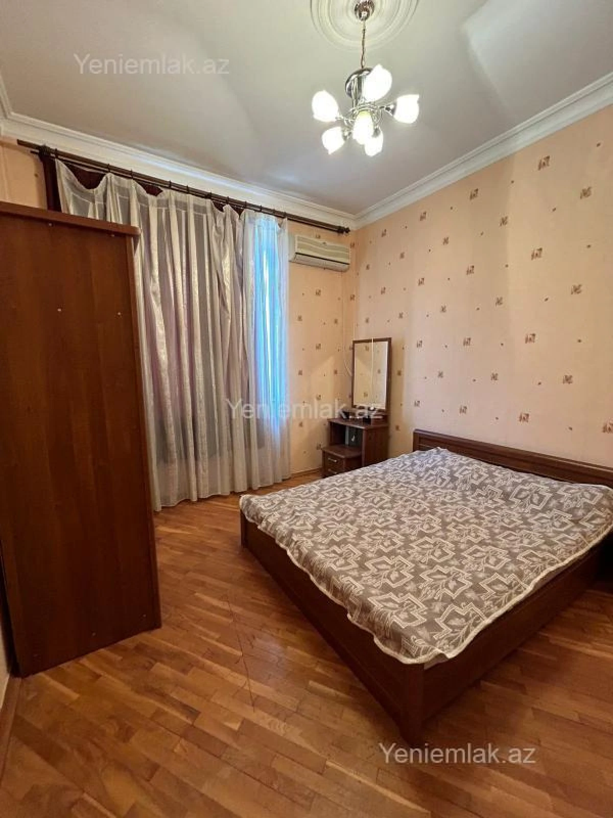 Satılır 3 otaqlı köhnə tikili 72 m²