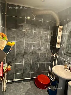 Satılır 2 otaqlı köhnə tikili 48 m²