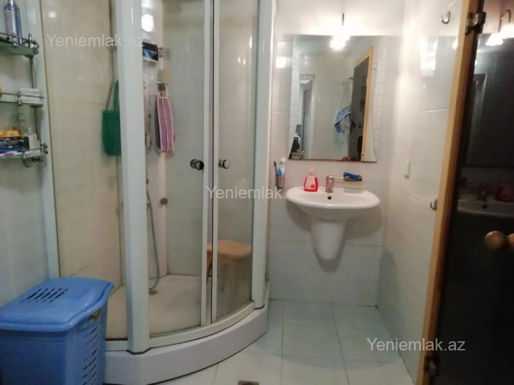 Satılır 6 otaqlı həyət evi 220 m²