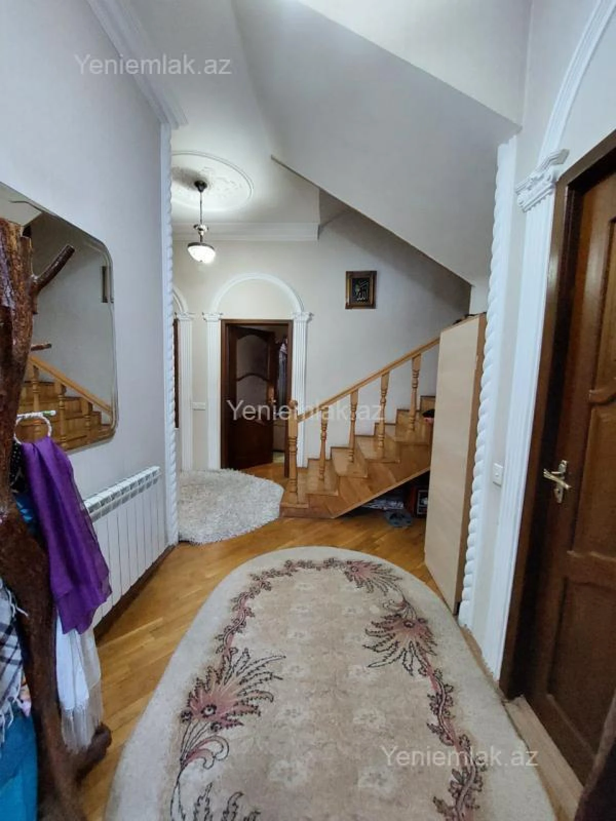 Satılır 6 otaqlı həyət evi 220 m²