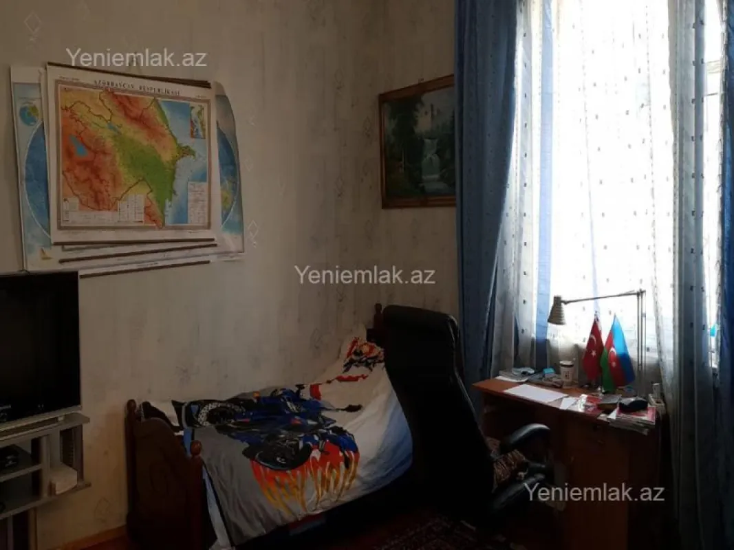 Satılır 6 otaqlı həyət evi 220 m²