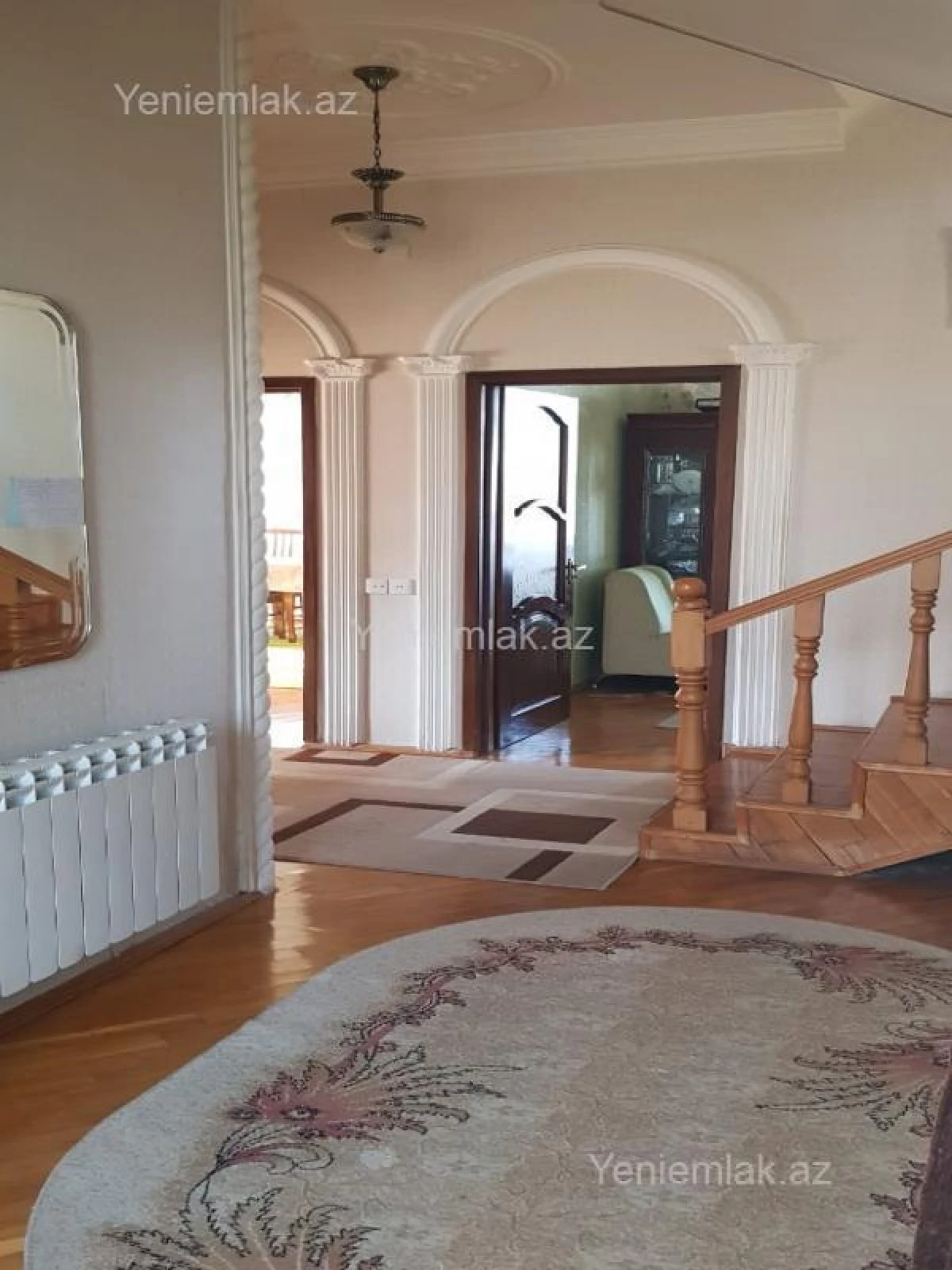 Satılır 6 otaqlı həyət evi 220 m²