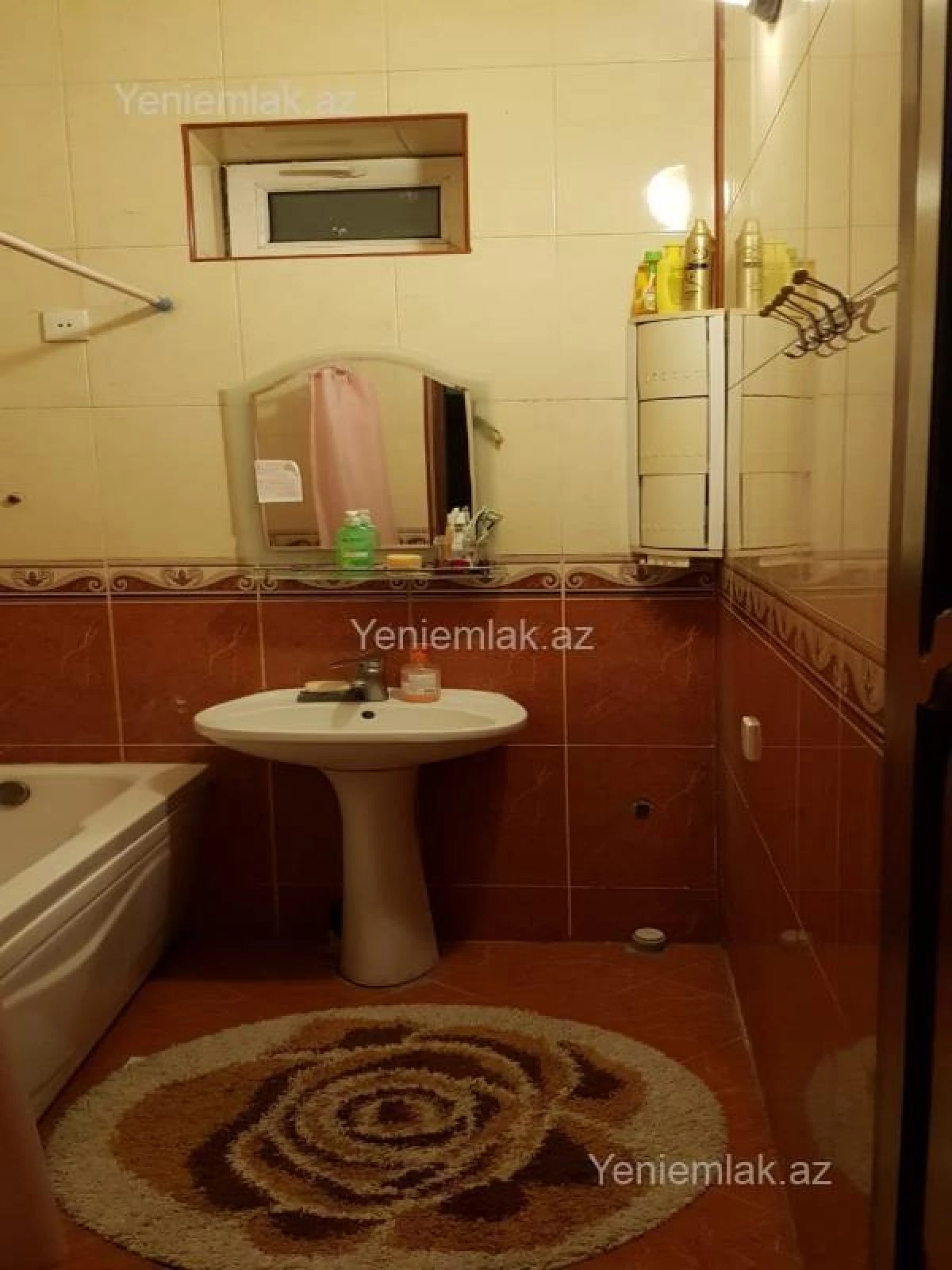 Satılır 6 otaqlı həyət evi 220 m²
