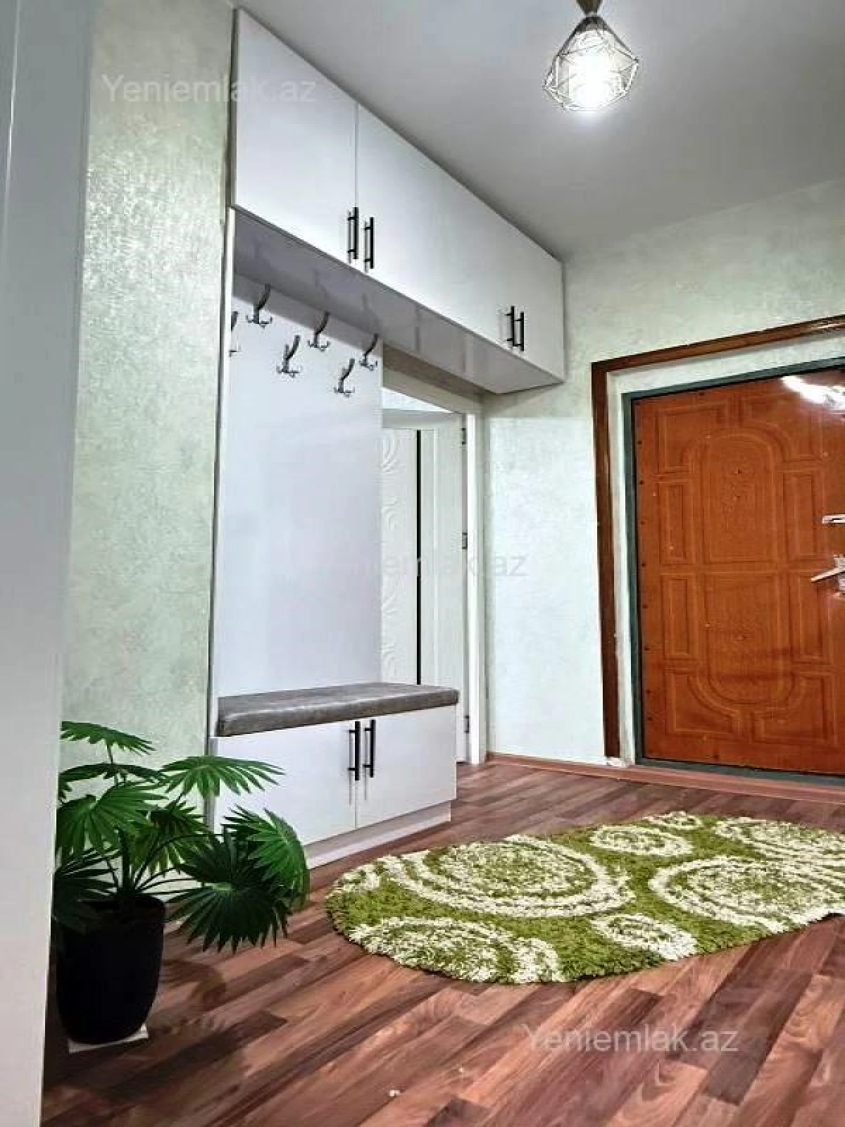 Satılır 2 otaqlı köhnə tikili 45 m²