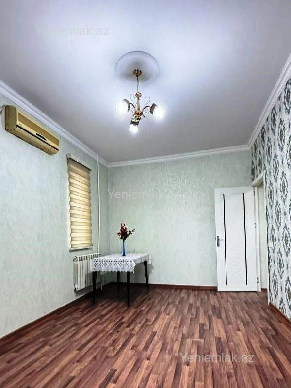 Satılır 2 otaqlı köhnə tikili 45 m²