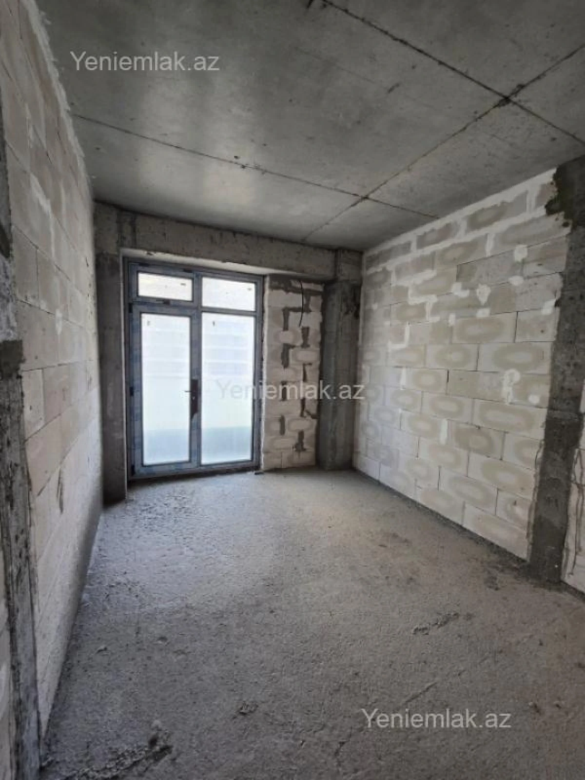 Satılır 3 otaqlı yeni tikili 140 m²