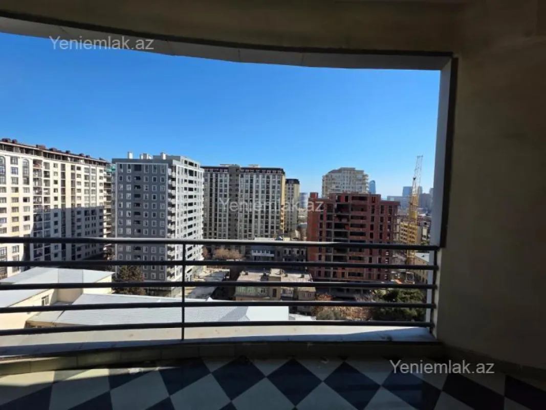 Satılır 7 otaqlı yeni tikili 350 m²