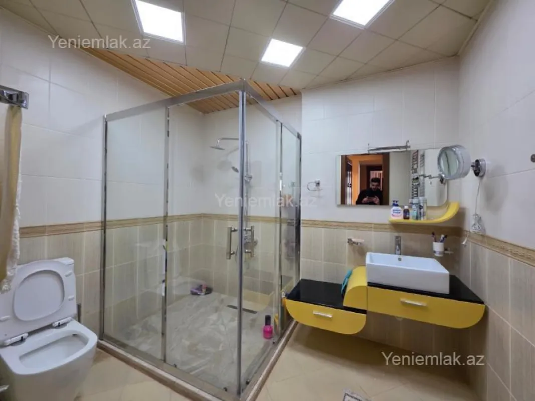 Satılır 7 otaqlı yeni tikili 350 m²