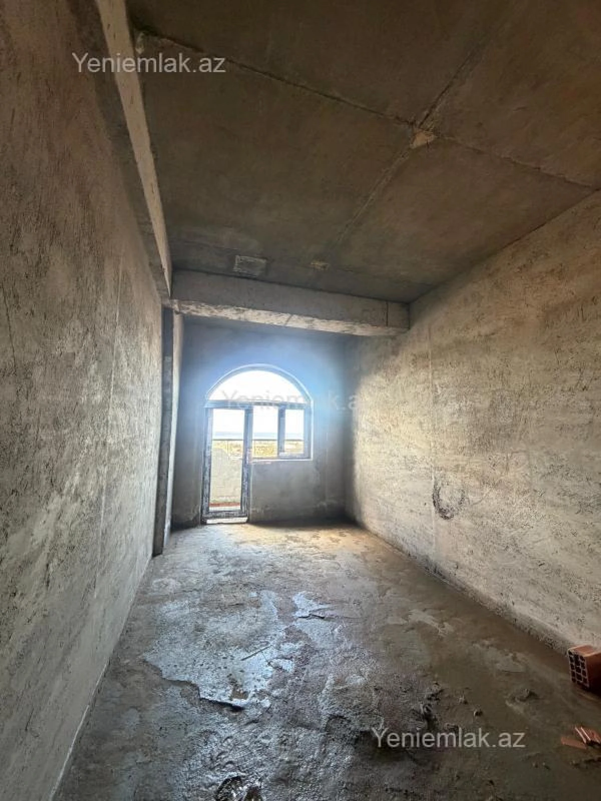 Satılır 2 otaqlı yeni tikili 60 m²