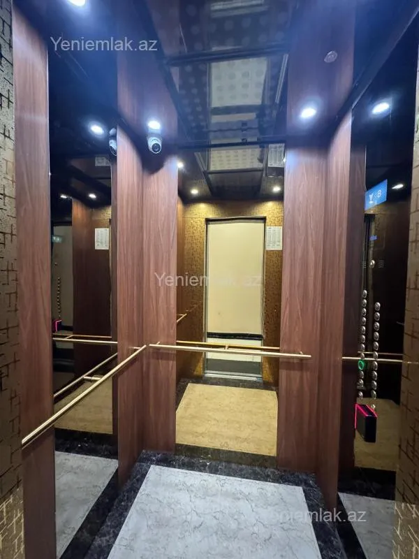 Satılır 4 otaqlı yeni tikili 143.6 m²