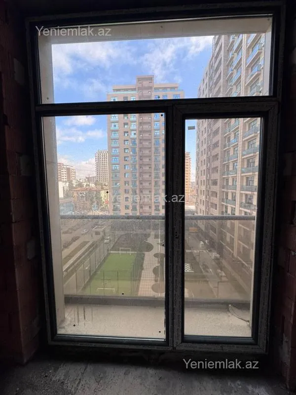 Satılır 4 otaqlı yeni tikili 143.6 m²