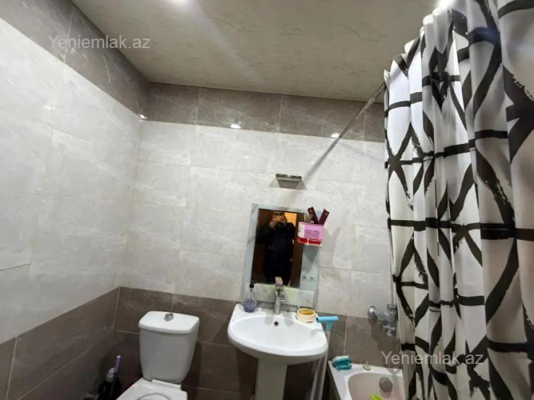 Satılır 2 otaqlı yeni tikili 63 m²