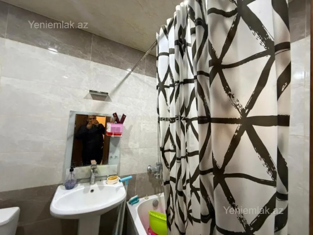 Satılır 2 otaqlı yeni tikili 63 m²