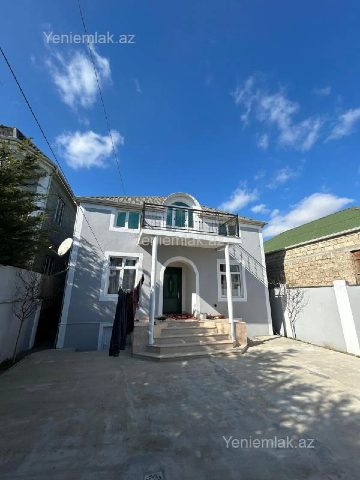 Satılır 5 otaqlı həyət evi 120 m²