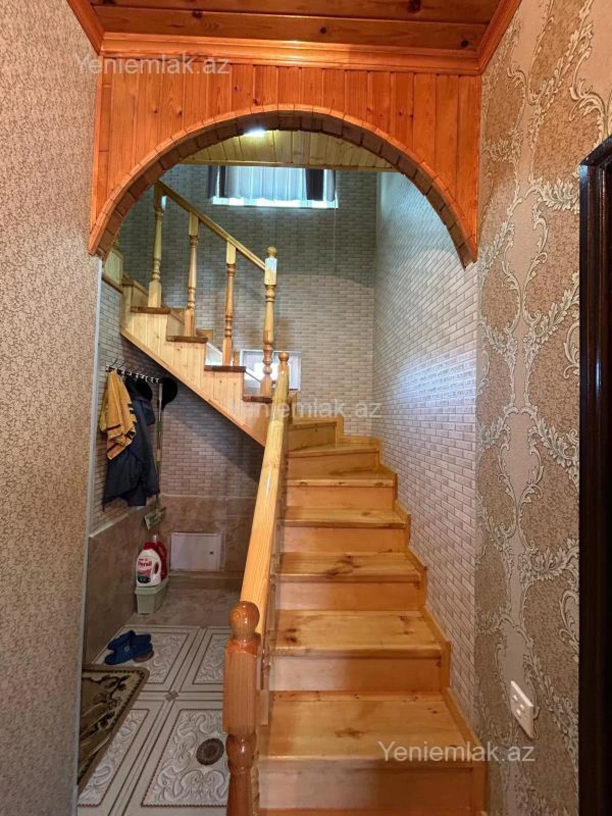 Satılır 5 otaqlı həyət evi 120 m²