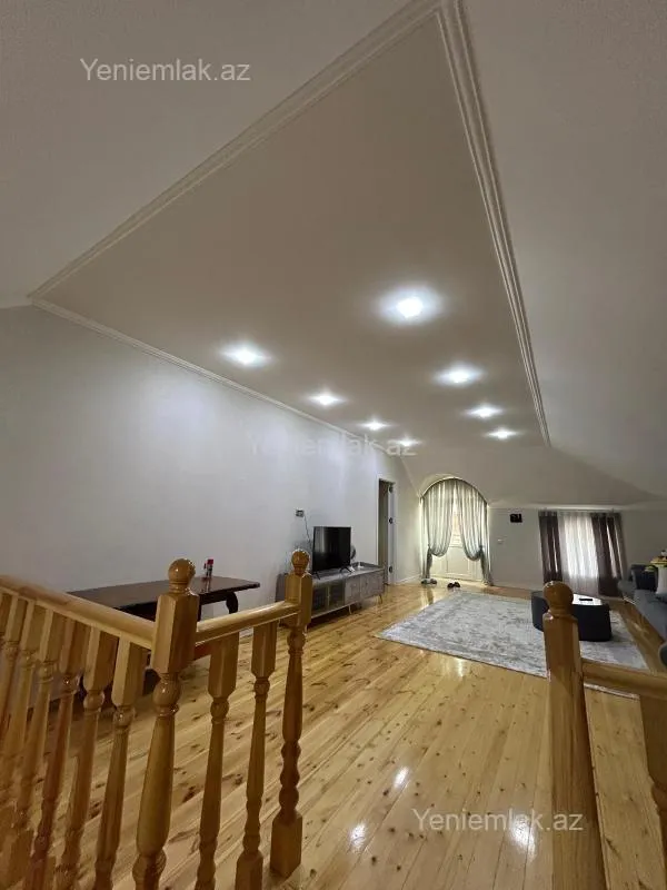 Satılır 5 otaqlı həyət evi 120 m²