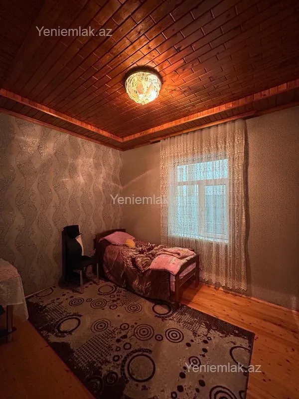 Satılır 5 otaqlı həyət evi 120 m²