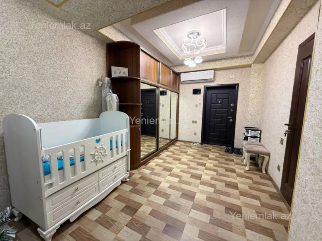 Satılır 2 otaqlı yeni tikili 88 m²