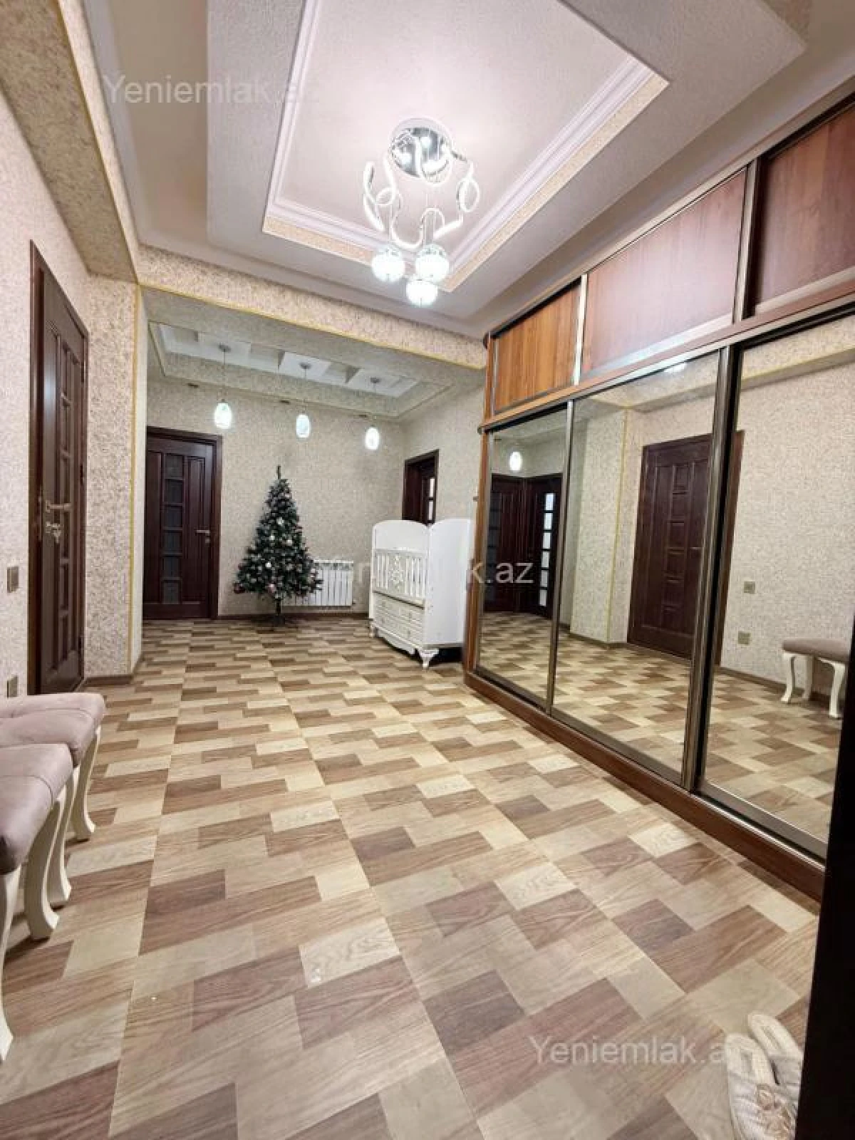 Satılır 2 otaqlı yeni tikili 88 m²